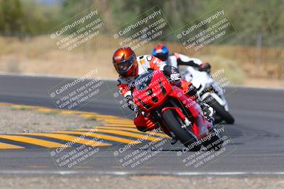 media/Oct-03-2022-Moto Forza (Mon) [[5f077a3730]]/Intermediate Group/Session 3 (Turn 3)/